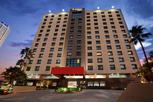 Гостиница Chn Hotel Monterrey Centro, Trademark by Wyndham в Монтеррее