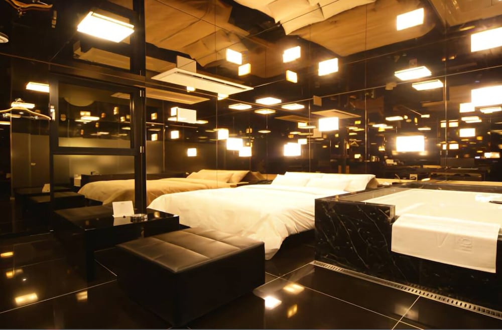 Фото Hotel Star The Masterpiece Suite