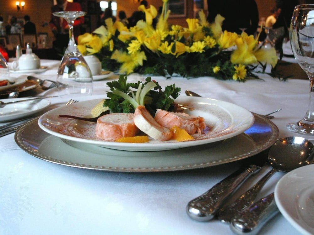 Фото Castlecary House Hotel