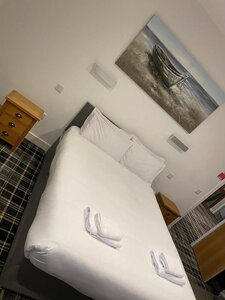 Гостиница Crown Court Hotel & Bar