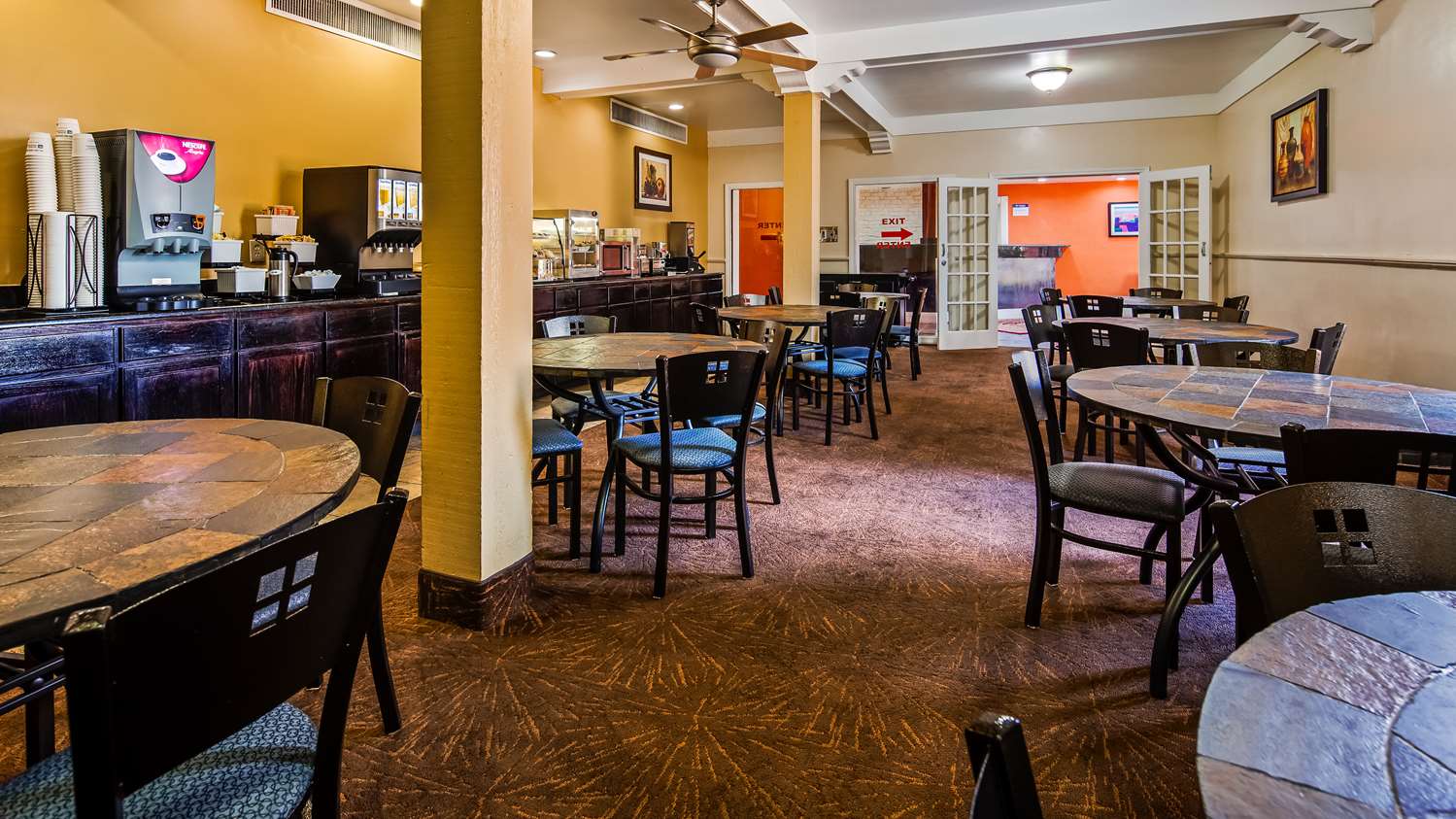 Фото Motel 6 Dallas, Tx – Downtown