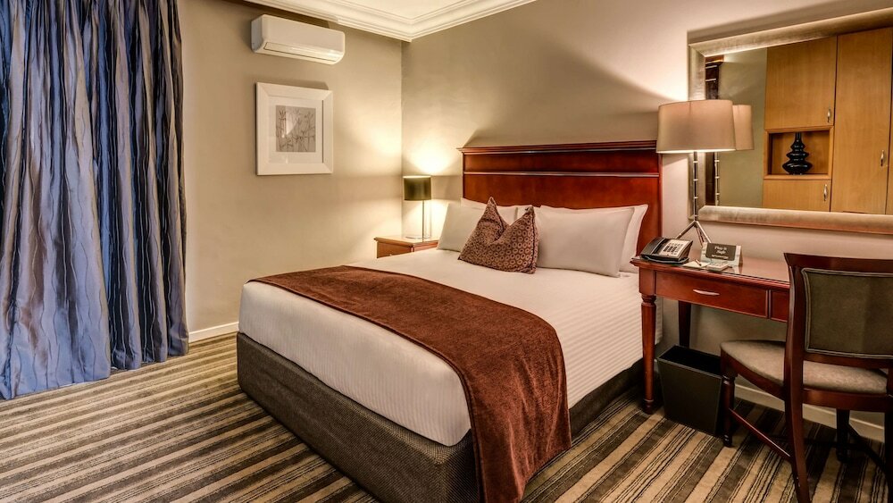 Фото Southern Sun Katherine Street