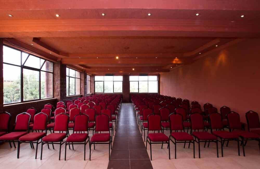 Фото Lal Hotel and SPA