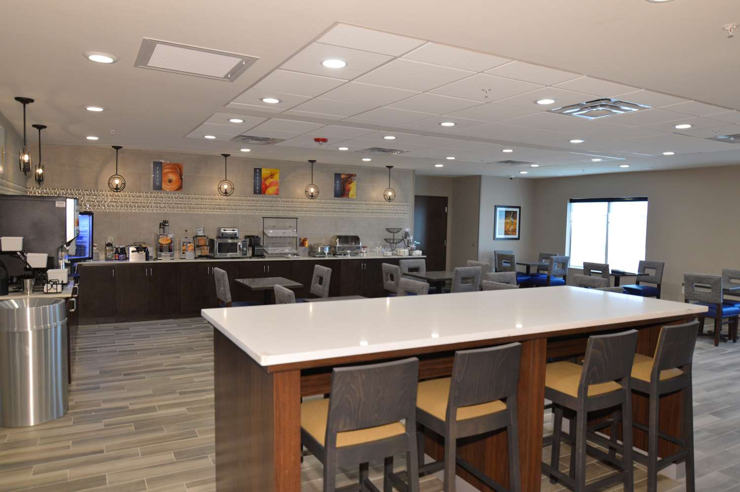 Фото Best Western False River Hotel