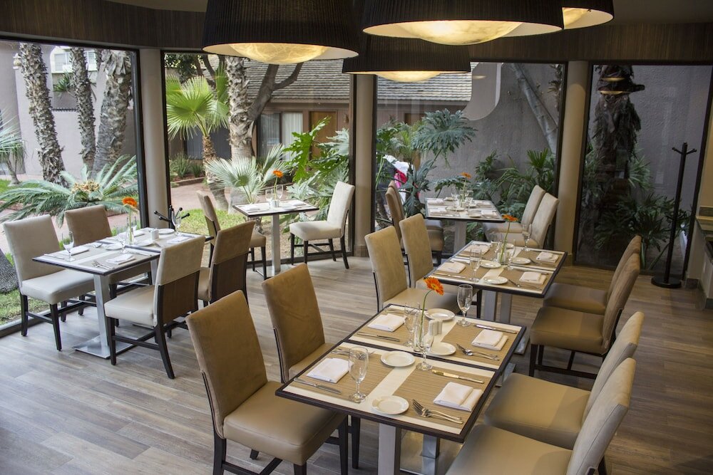 Фото Hotel Lucerna Tijuana