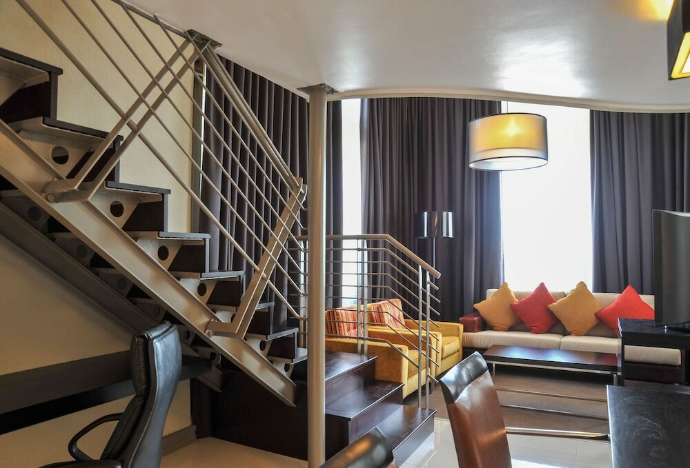 Фото Garden Court Victoria Junction