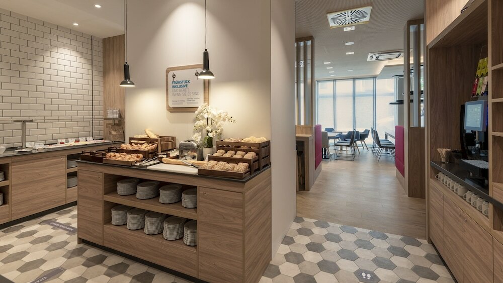 Фото Holiday Inn Express Offenbach, an Ihg Hotel