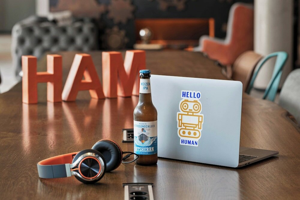 Фото Moxy Hamburg Altona