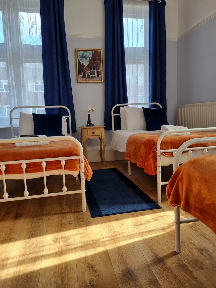 Фото The Windmill