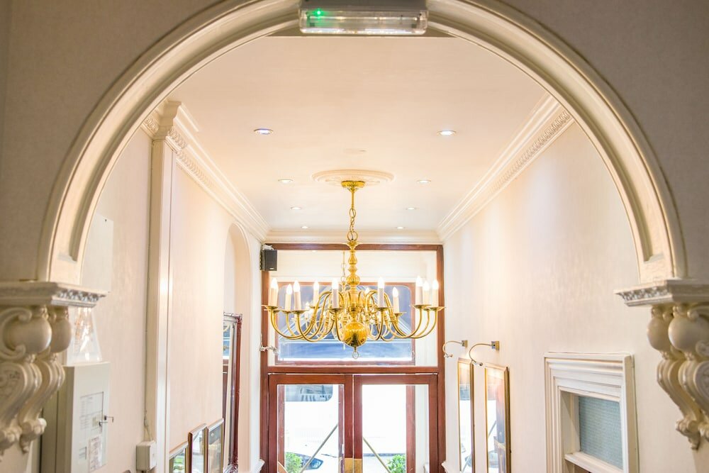 Фото London Town Hotel