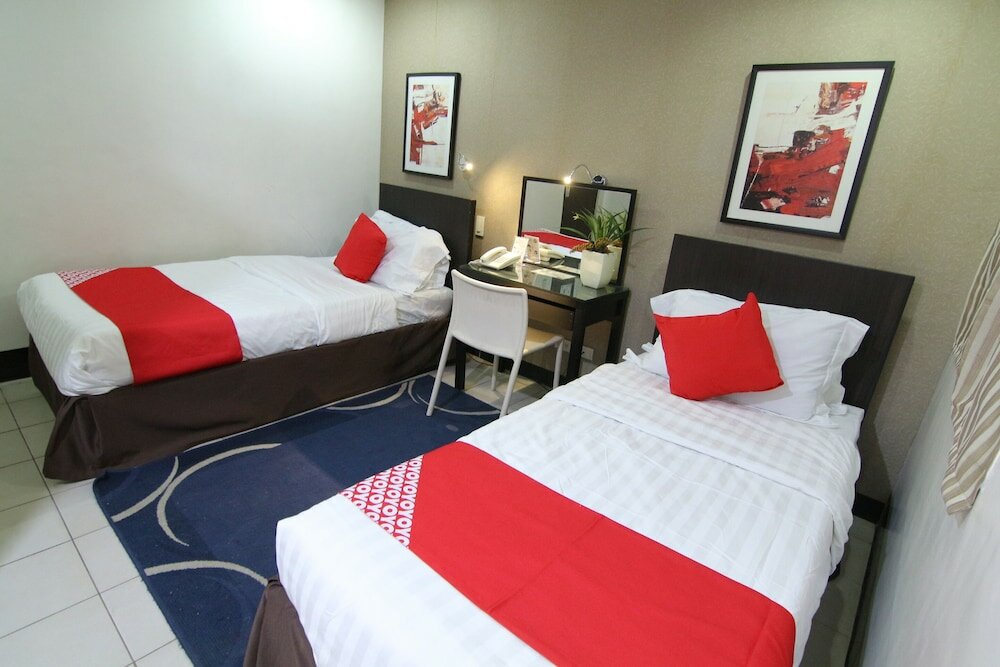 Фото OYO 107 Orange Nest Hotel