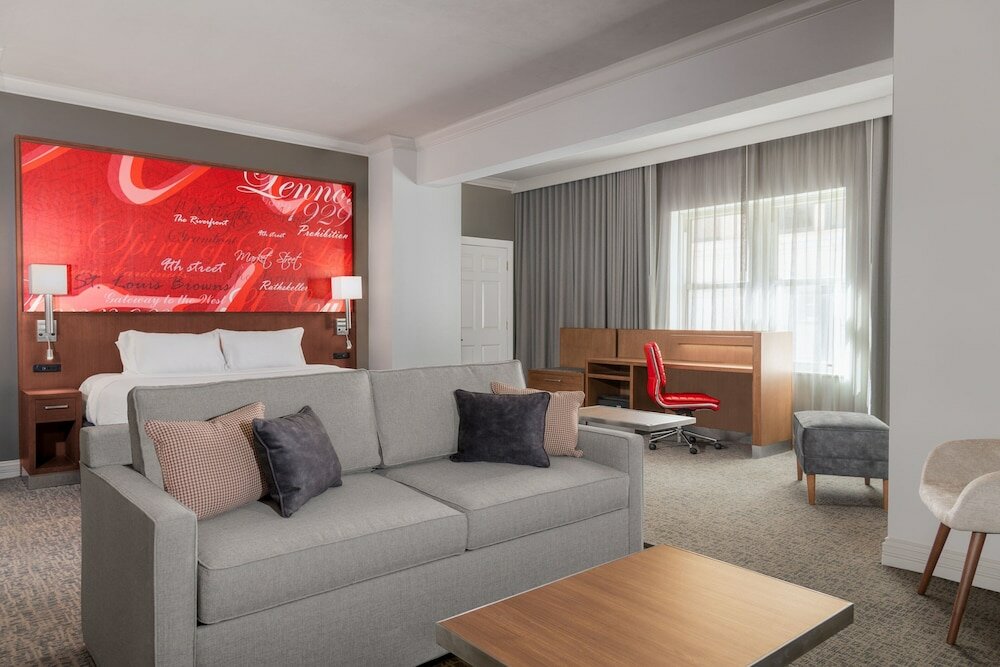 Фото Courtyard by Marriott St. Louis Downtown/Convention Center