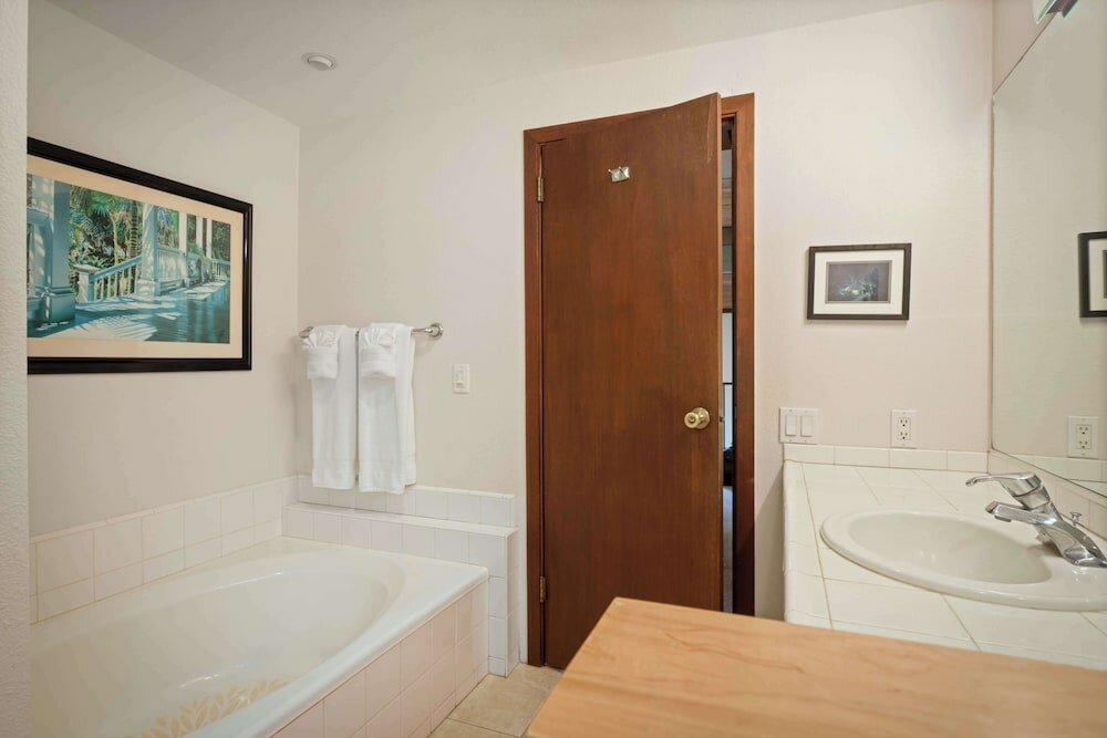 Фото Aston at Poipu Kai