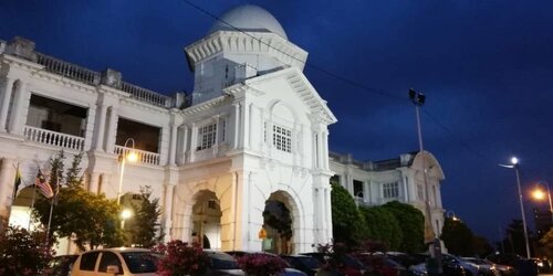 Внешний вид отеля Kinta Riverfront Hotel & Suites в Ипохе, фото 5