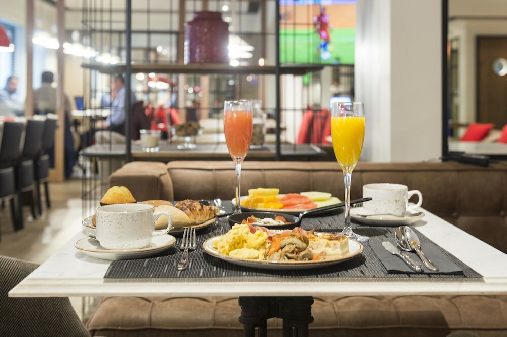 Фото Hotel Barcelona Universal