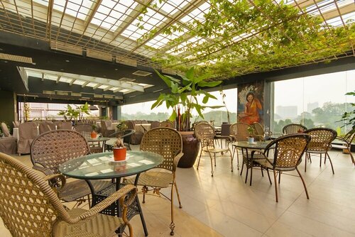 Гостиница Kinta Riverfront Hotel & Suites в Ипохе