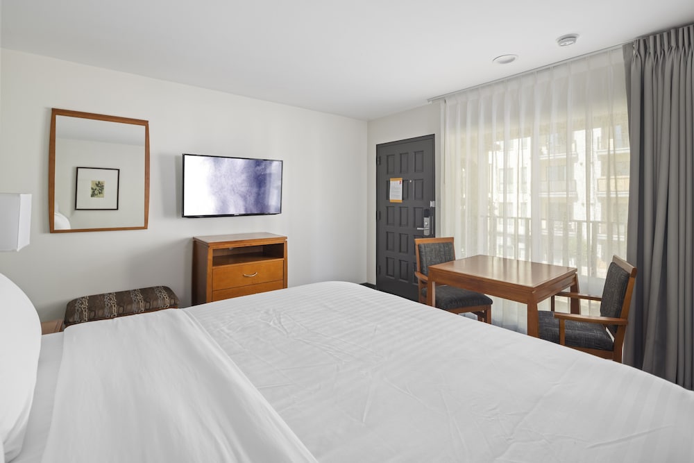 Фото Vagabond Inn Glendale