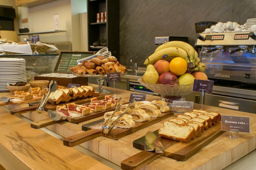 Фото Отель Golden Crown