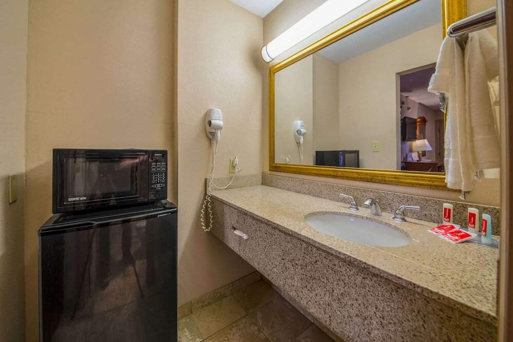 Фото Econo Lodge Mt Laurel