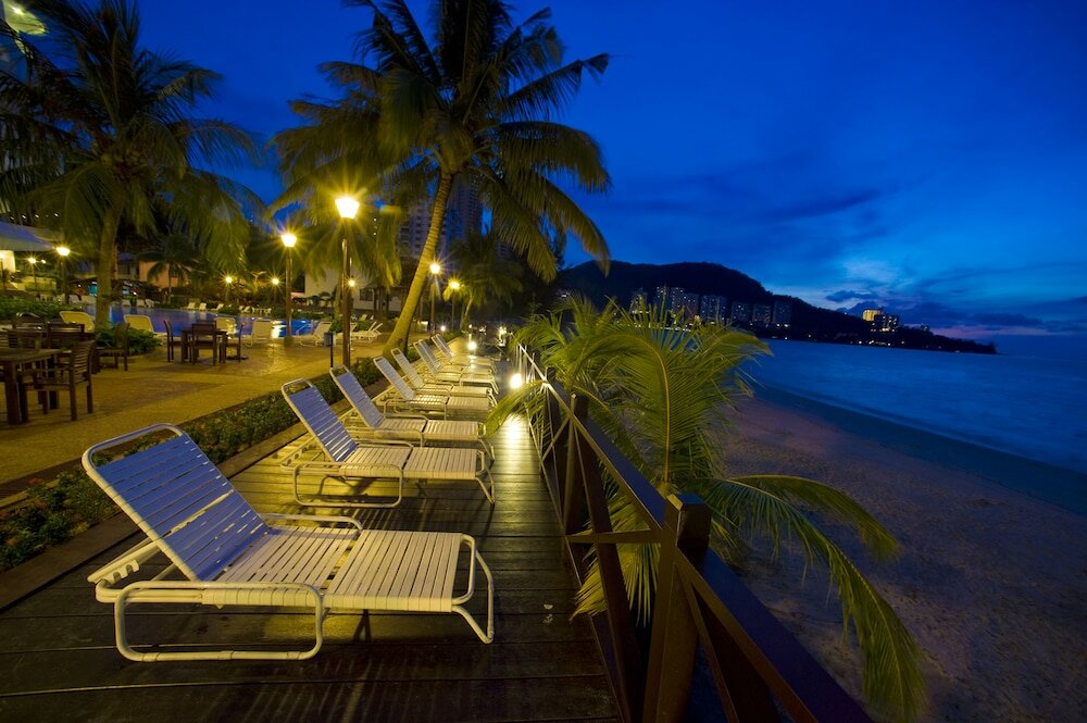 Фото Flamingo Hotel by The Beach