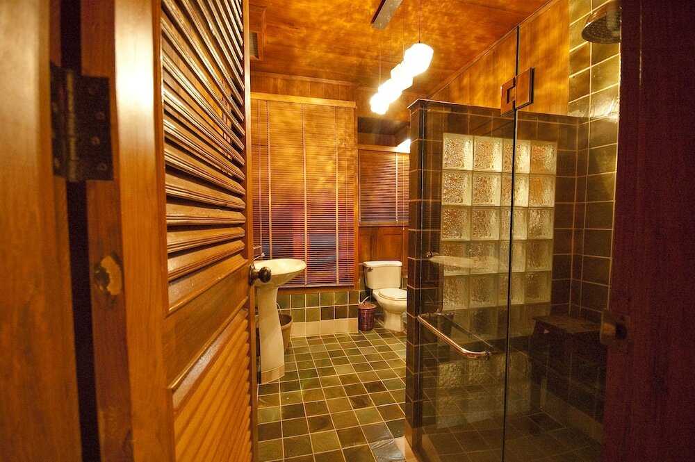 Фото Ruen Come In