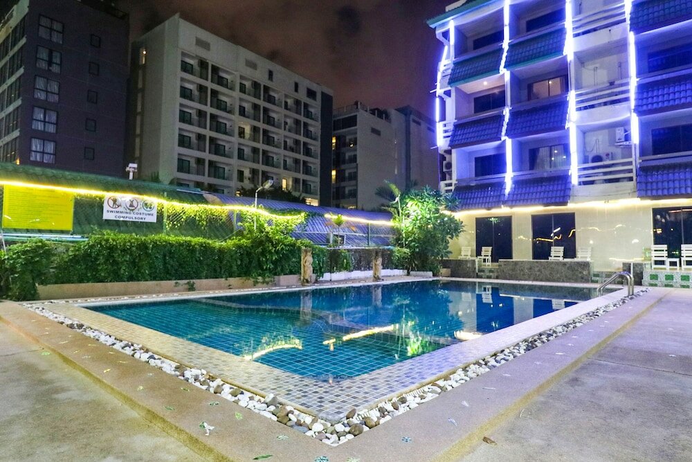 Фото Natural Beach Hotel