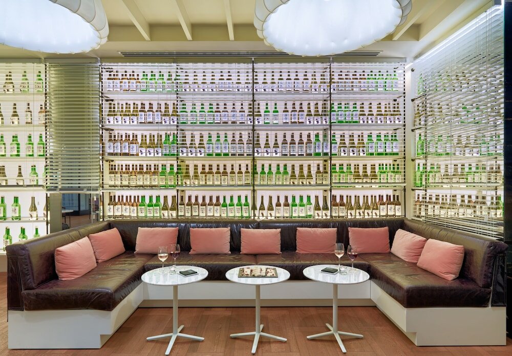 Фото Отель H10 Universitat