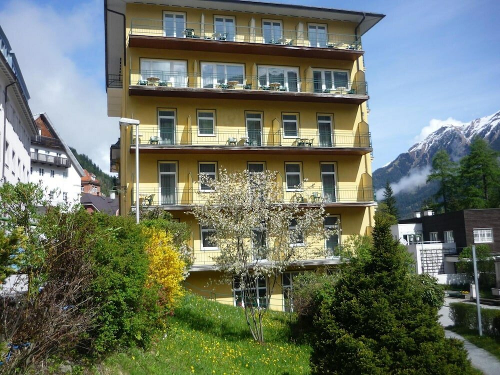 Фото Hotel Mozart Bad Gastein