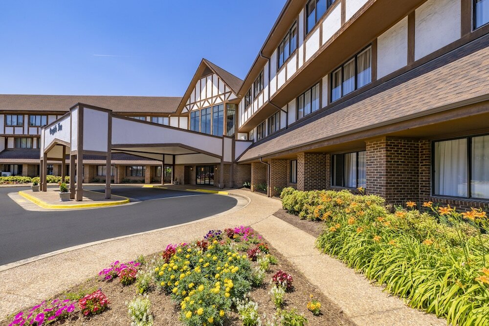 Фото English Inn of Charlottesville