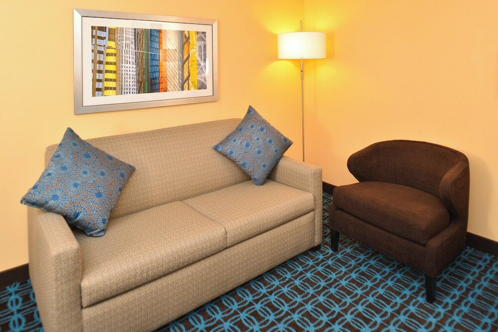 Фото Fairfield Inn & Suites by Marriott Helena