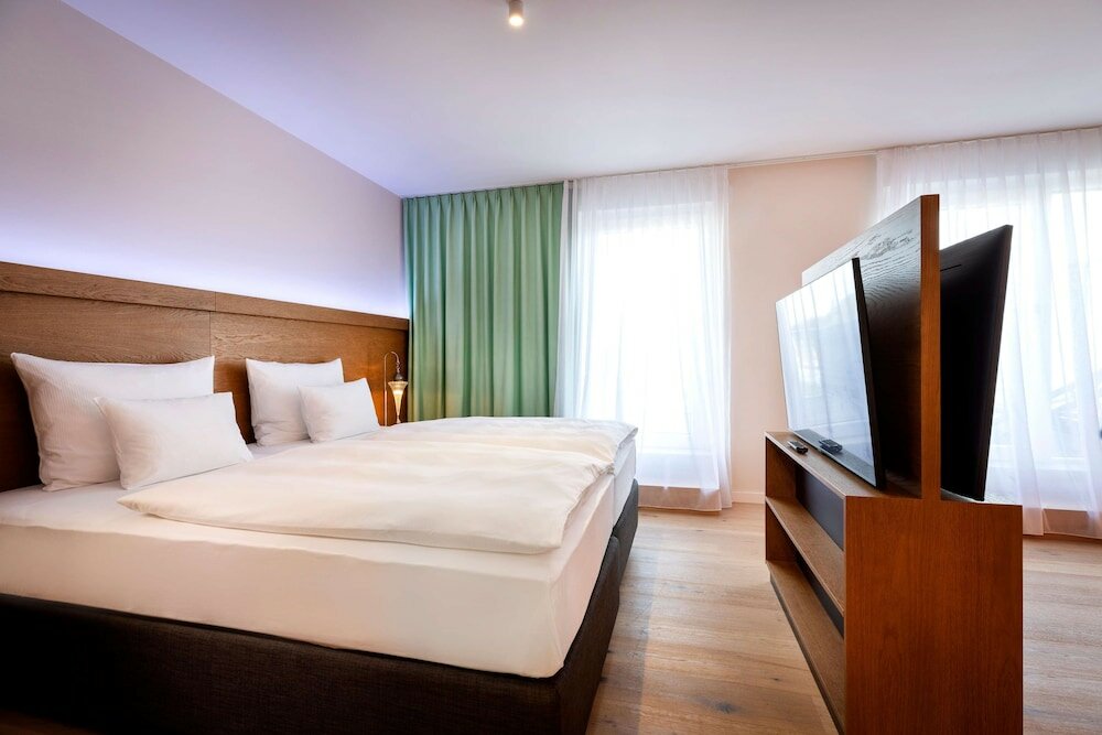 Фото Arcotel HafenCity Dresden