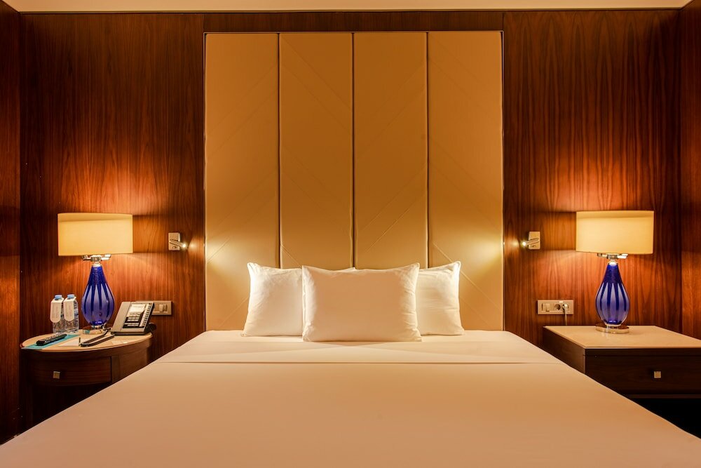 Фото Azimut Grand Hotel Tashkent