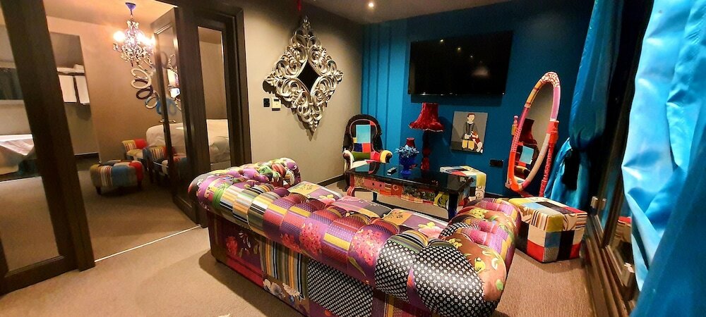 Фото The Exhibitionist Hotel