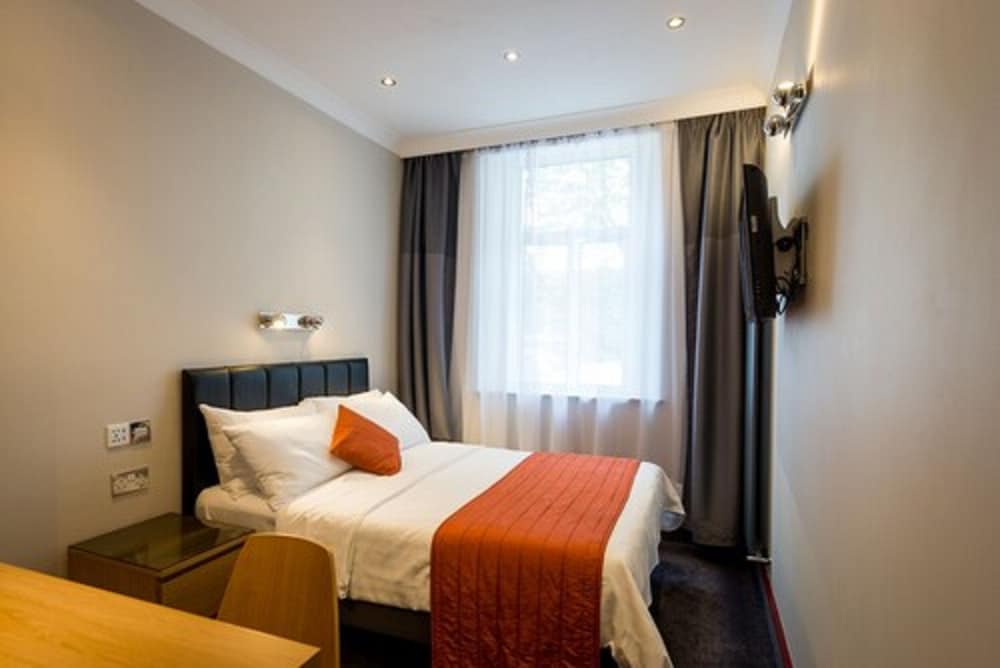 Фото Adria Hotel