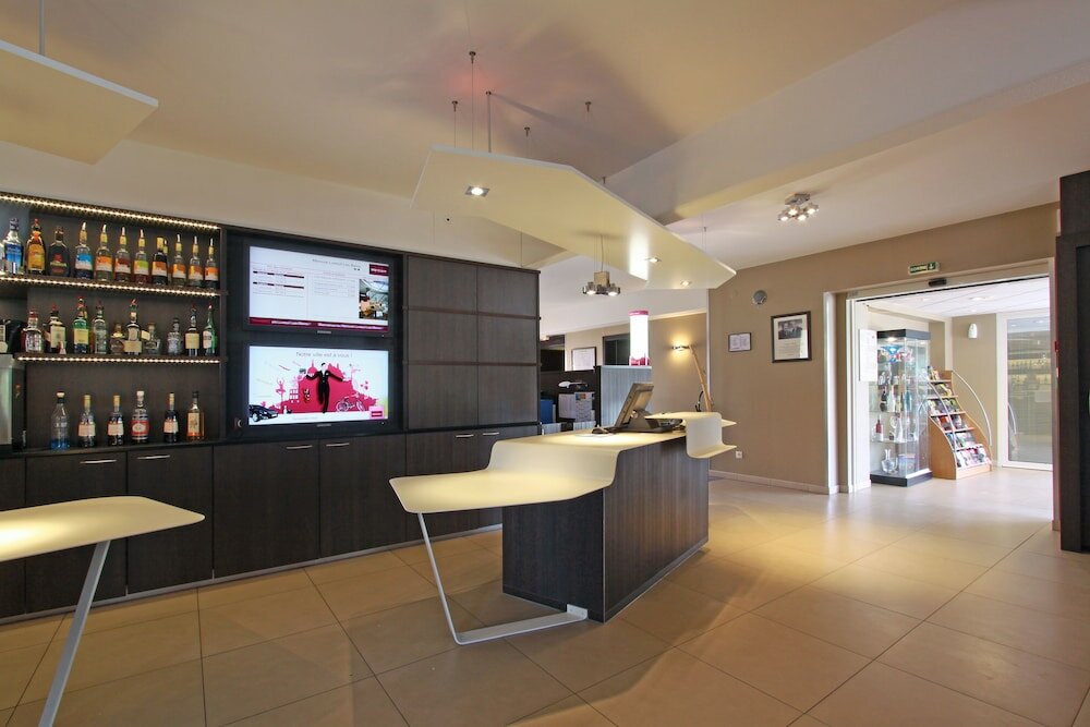 Фото Mercure Luxeuil-les-Bains Hexagone