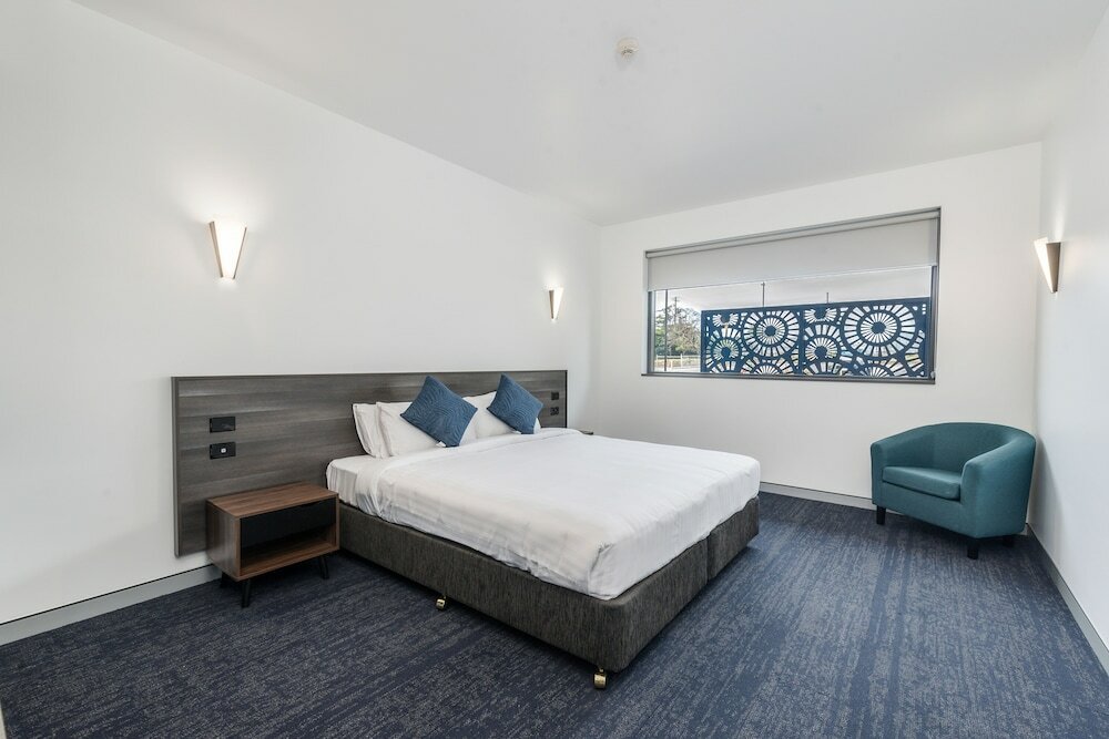 Фото Thornton Executive Hotel