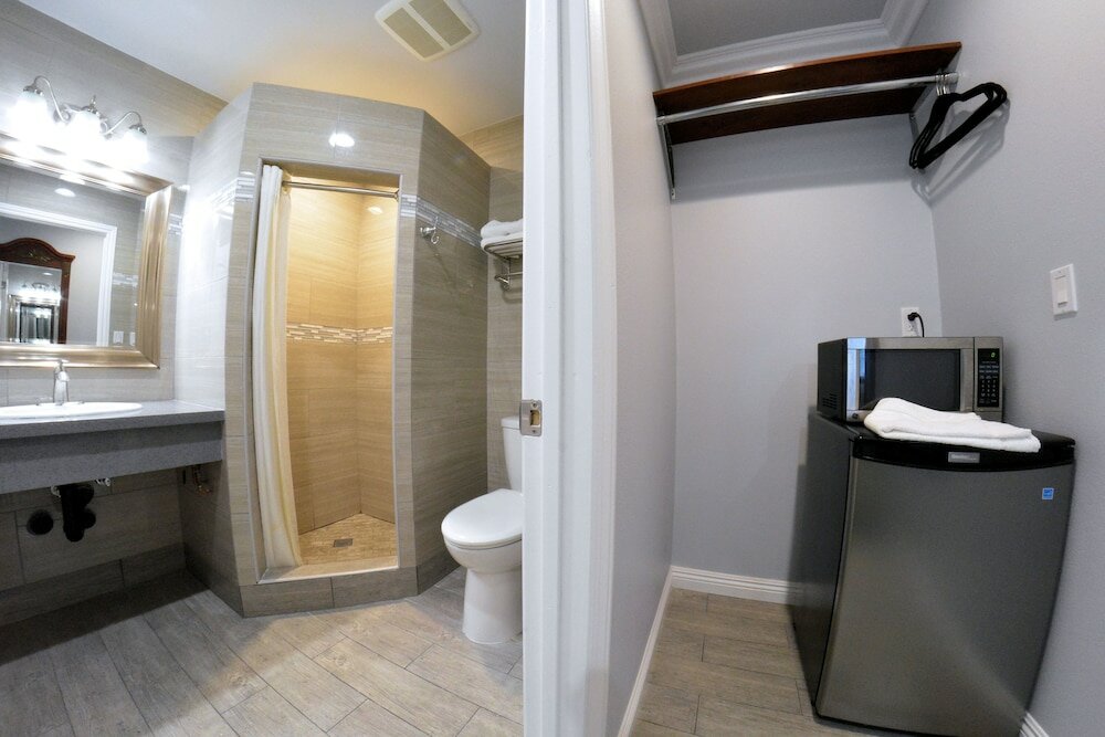 Фото Crystal Lodge Motel