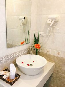 Гостиница Mayflower Hotel Hanoi