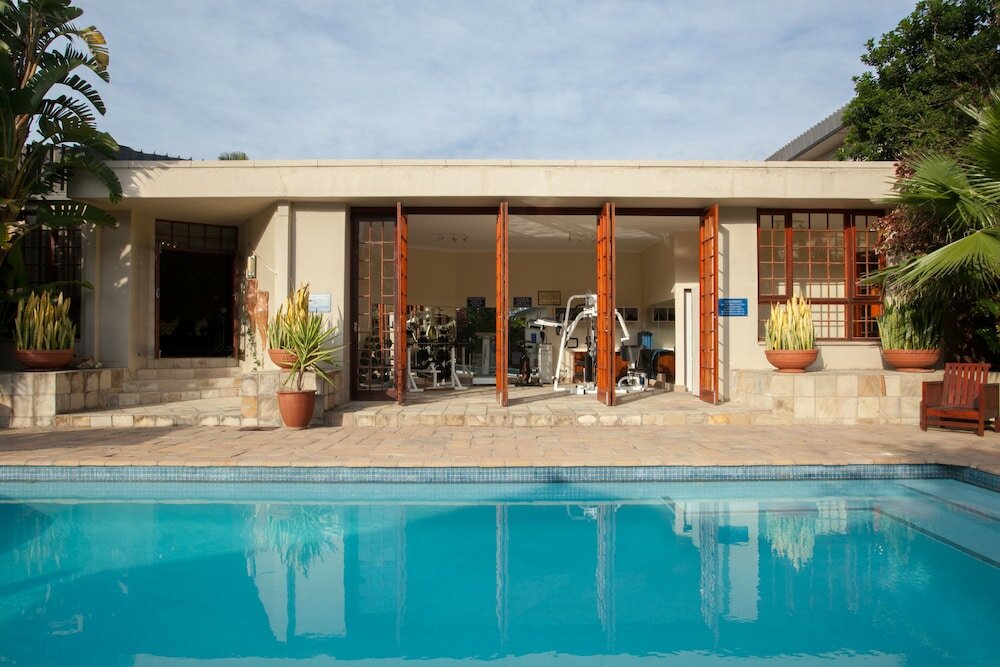 Фото The Wilderness Hotel