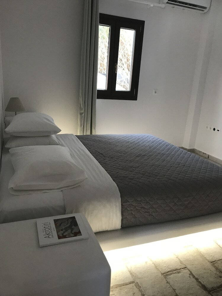 Фото Elia Residences Santorini