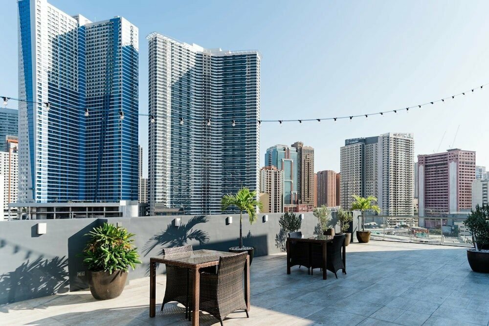 Hotel Ramada Encore by Wyndham Makati, Earth, photo