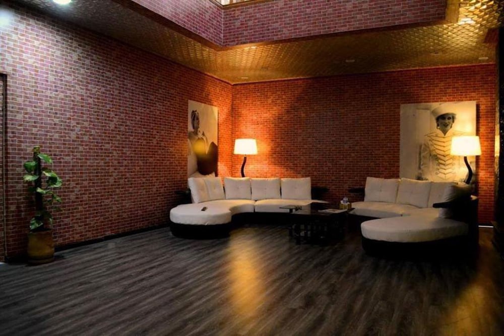 Фото Explorer's Lounge