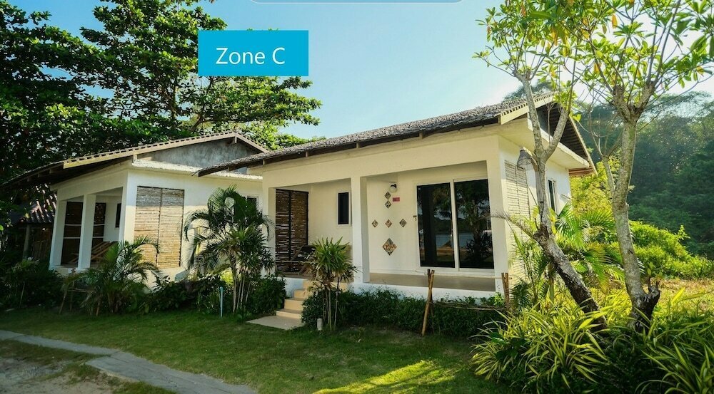 Hotel Siam Beach Resort Koh Kood, Trat Province, photo