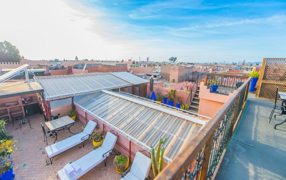 Фото Riad Khabia