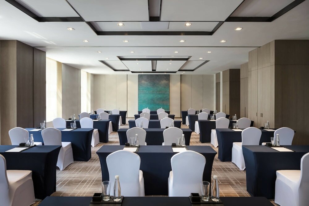 Фото Courtyard by Marriott Tianjin Hongqiao
