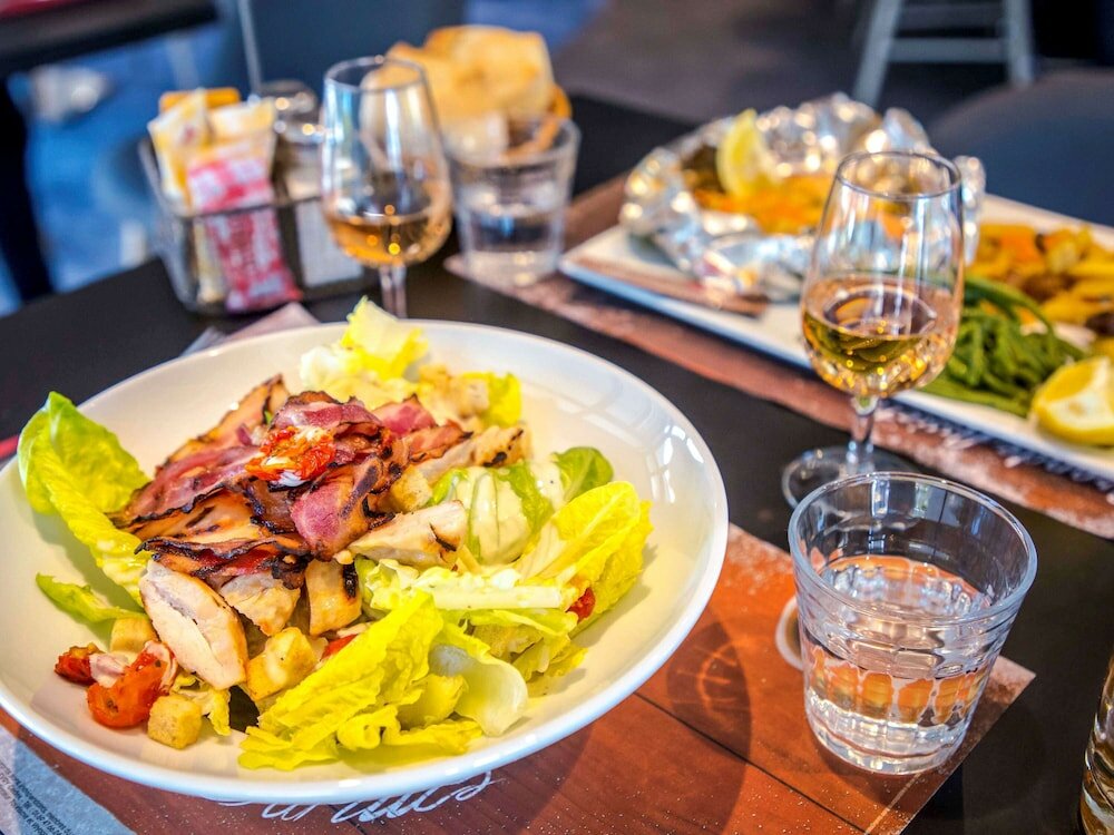 Фото Ibis Styles Frejus Saint-Raphael