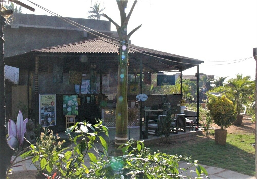 Фото Lotus Sutra