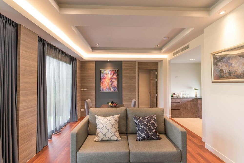 Фото Green Ville Laguna Hotel