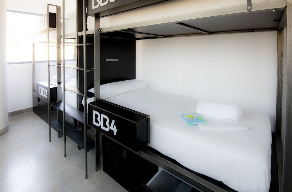 Фото Bea Beach Hostel