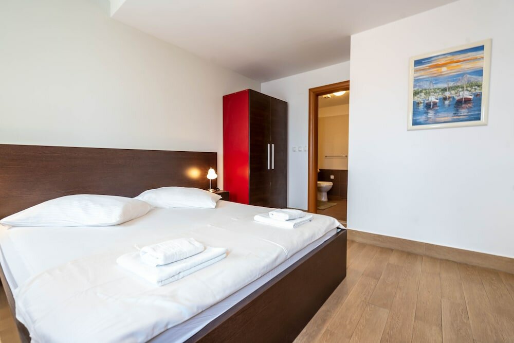 Фото Pansion Epetium